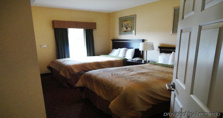 Red Roof Inn & Suites Уилсън Стая снимка